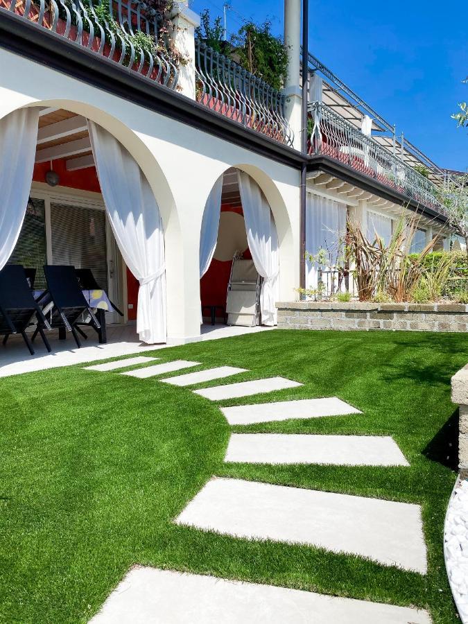 Belvedere Home Дезенцано-дель-Гарда Екстер'єр фото